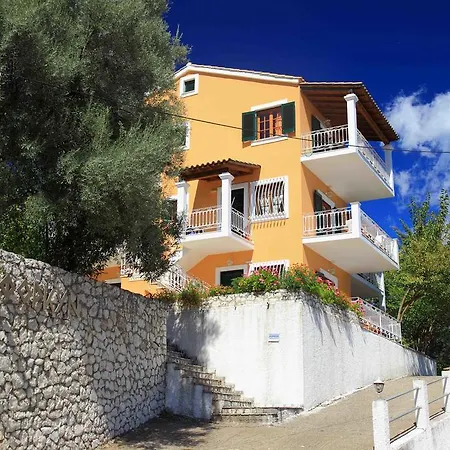 Forkin Apartment